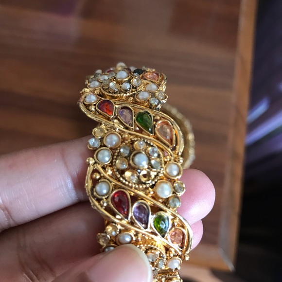 Bangles - Picture 3 of 5